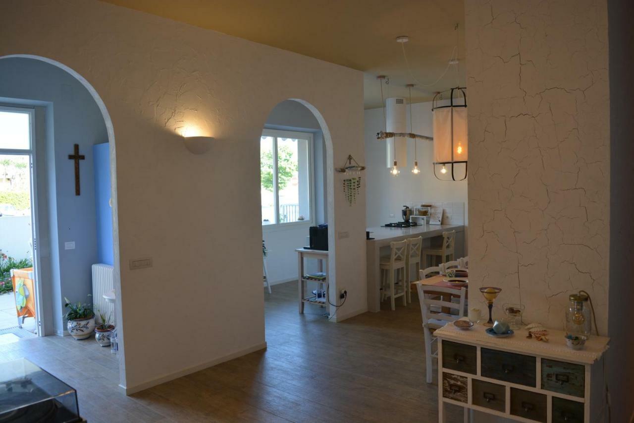 Casa Polly B&B Гротамаре Екстериор снимка